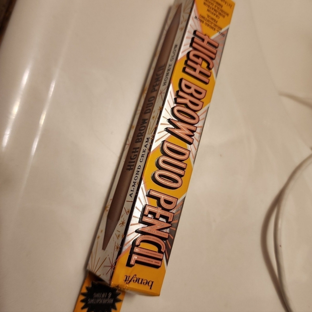 benefit high brow duo highlighter